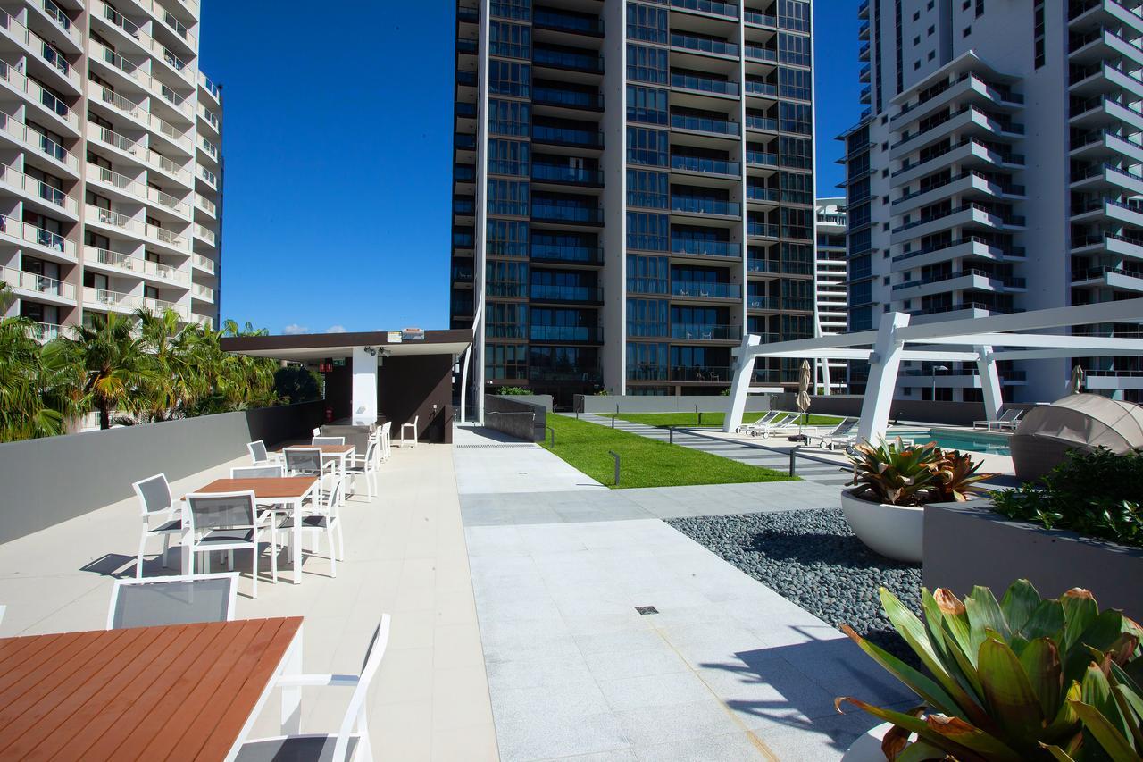 High Floor Ocean View Suites Broadbeach Gold Coast Ngoại thất bức ảnh